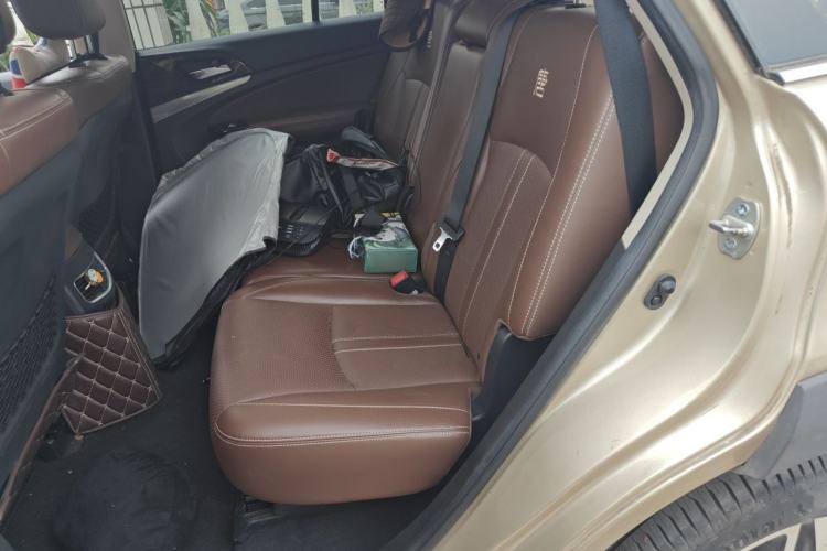 Used BYD Tang New Energy 2015 2.0T Four-Wheel-Drive Flagship Model Left Rear Seat
