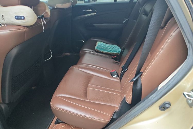 Used BYD Tang New Energy 2015 2.0T Four-Wheel-Drive Flagship Model Left Rear Seat