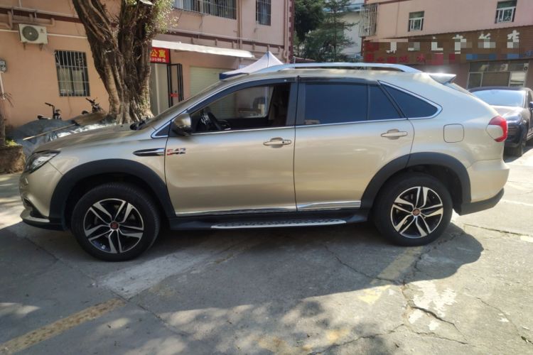 Used BYD Tang New Energy 2015 2.0T Four-Wheel-Drive Flagship Model Left Side