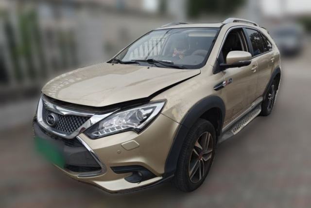 Used BYD Tang New Energy 2015 2.0T Four-Wheel-Drive Flagship Model