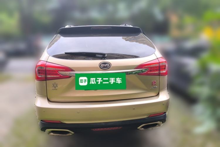 Used BYD Tang New Energy 2015 2.0T Four-Wheel-Drive Flagship Model Rear