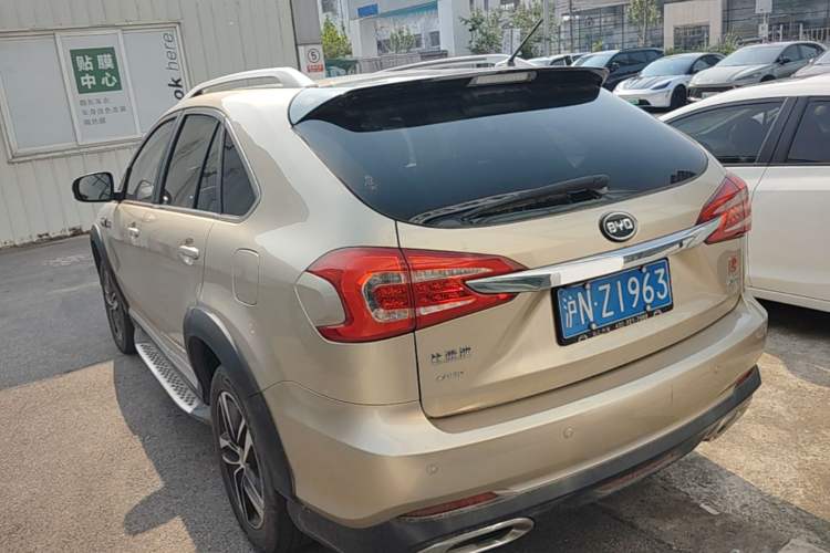 Used BYD Tang New Energy 2015 2.0T Four-Wheel-Drive Flagship Model Rear Left 45 Deg