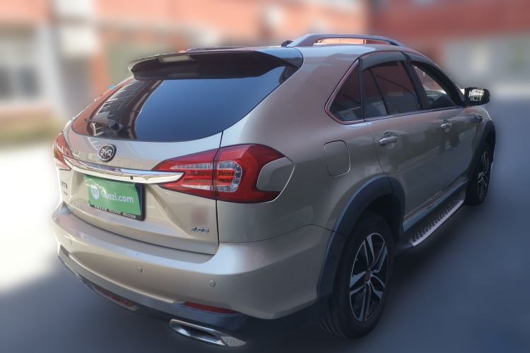 Used BYD Tang New Energy 2015 2.0T Four-Wheel-Drive Flagship Model Rear Right 45 Deg