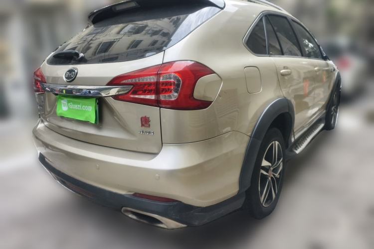 Used BYD Tang New Energy 2015 2.0T Four-Wheel-Drive Flagship Model Rear Right 45 Deg