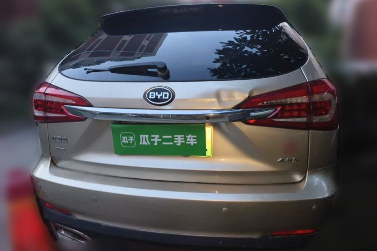 Used BYD Tang New Energy 2015 2.0T Four-Wheel-Drive Flagship Model Rear