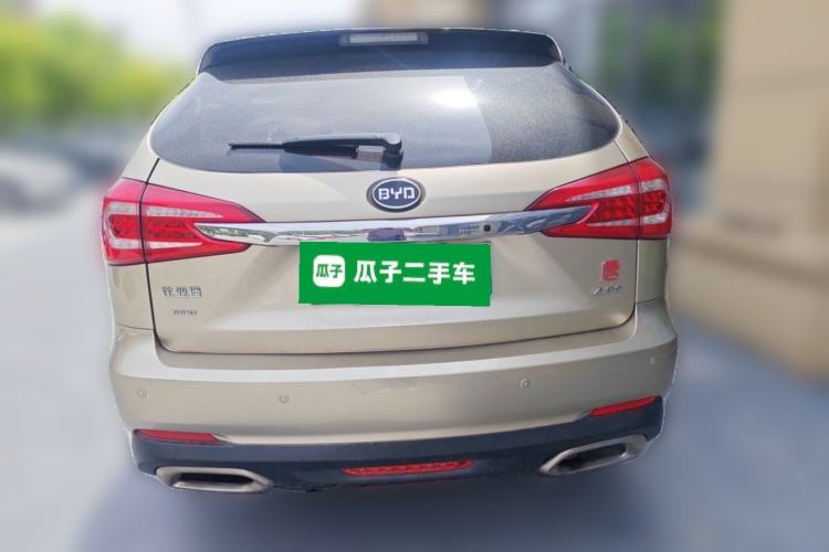 Used BYD Tang New Energy 2015 2.0T Four-Wheel-Drive Flagship Model Rear
