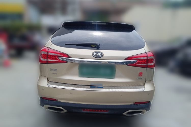 Used BYD Tang New Energy 2015 2.0T Four-Wheel-Drive Flagship Model Rear