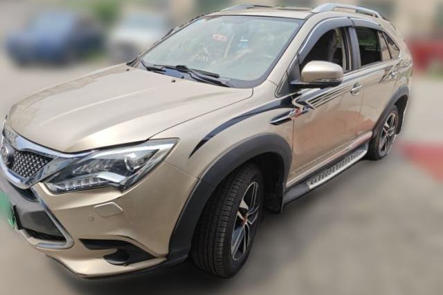 Used BYD Tang New Energy 2015 2.0T Four-Wheel-Drive Flagship Model