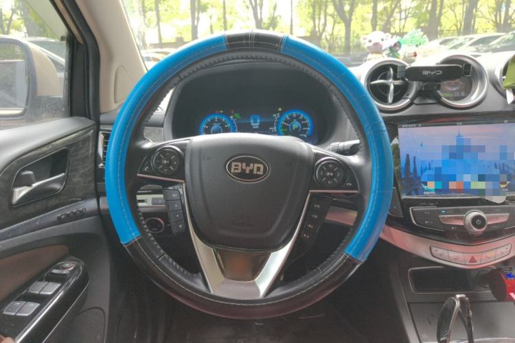 Used BYD Tang New Energy 2015 2.0T Four-Wheel-Drive Flagship Model Steering Wheel