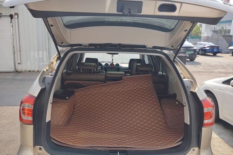Used BYD Tang New Energy 2015 2.0T Four-Wheel-Drive Flagship Model Trunk