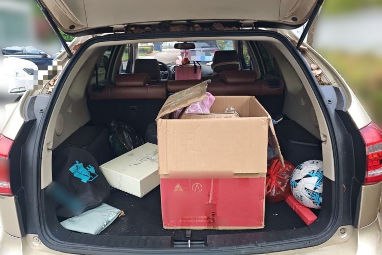Used BYD Tang New Energy 2015 2.0T Four-Wheel-Drive Flagship Model Trunk