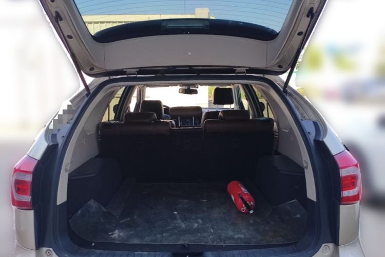 Used BYD Tang New Energy 2015 2.0T Four-Wheel-Drive Flagship Model Trunk