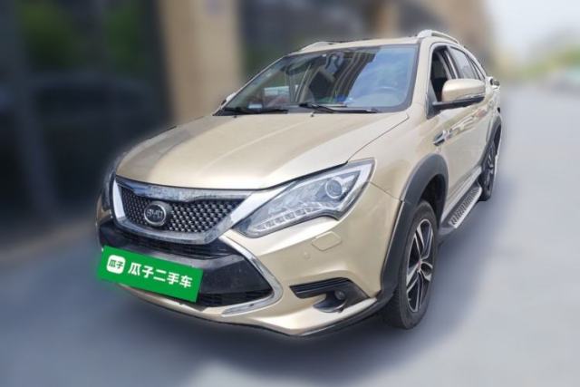 Used BYD Tang New Energy 2015 2.0T Four-Wheel-Drive Flagship Model