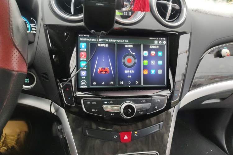 Used BYD Tang New Energy 2017 2.0T All-Wheel Drive Hyatt Model Audio And AC Panel