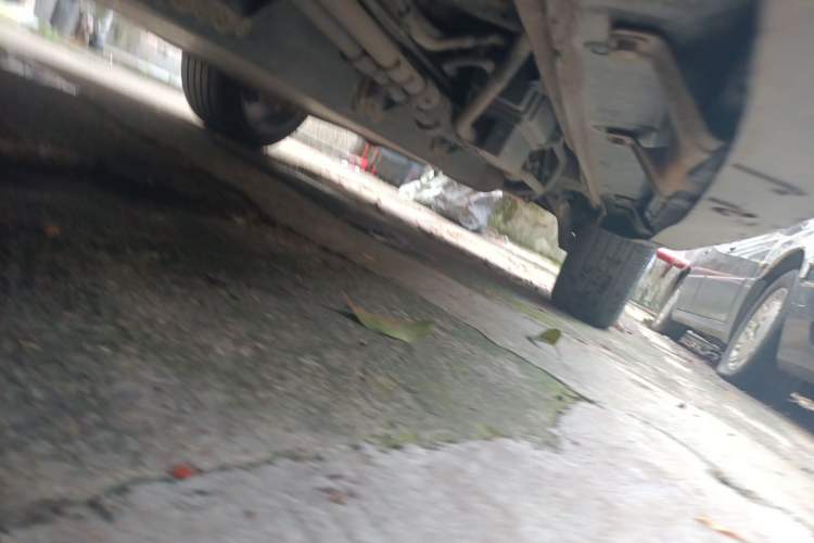 Used BYD Tang New Energy 2017 2.0T Tang 100 Chassis Front Left