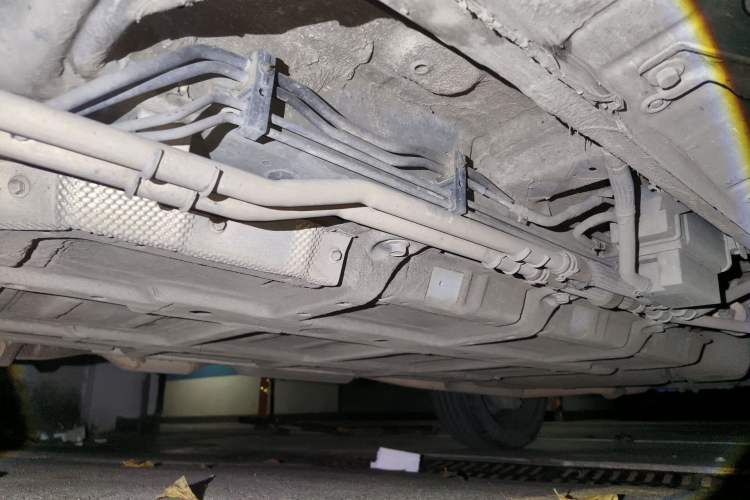 Used BYD Tang New Energy 2017 2.0T All-Wheel Drive Hyatt Model Chassis Front Left