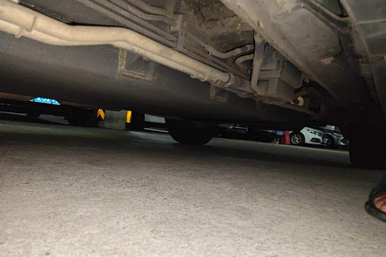 Used BYD Tang New Energy 2017 2.0T Tang 100 Chassis Front Left