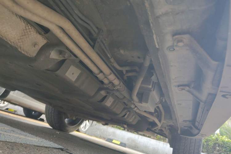 Used BYD Tang New Energy 2017 2.0T All-Wheel Drive Hyatt Model Chassis Front Left