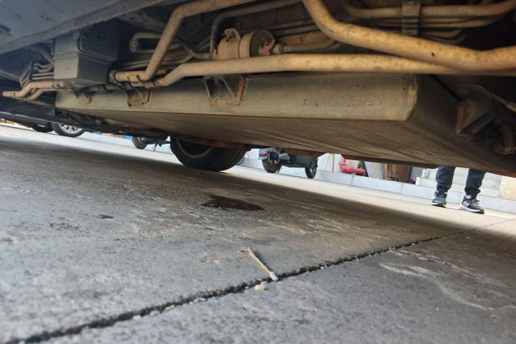 Used BYD Tang New Energy 2017 2.0T Tang 100 Chassis Rear Left