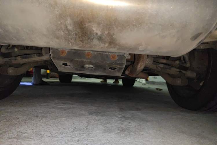 Used BYD Tang New Energy 2017 2.0T Tang 100 Chassis Rear