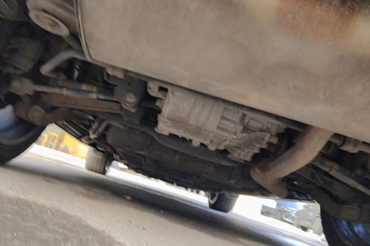 Used BYD Tang New Energy 2017 2.0T All-Wheel Drive Hyatt Model Chassis Rear