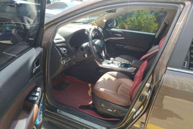 Used BYD Tang New Energy 2017 2.0T All-Wheel Drive Hyatt Model Driver Seat