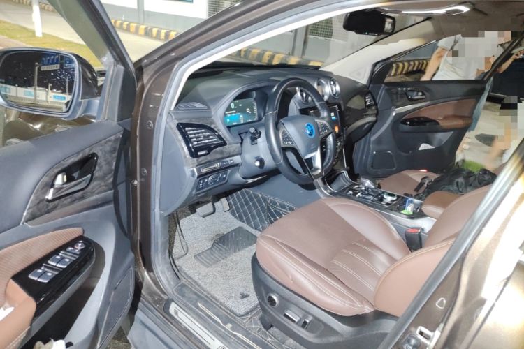 Used BYD Tang New Energy 2017 2.0T All-Wheel Drive Haoya Model 7 Seats Driver Seat