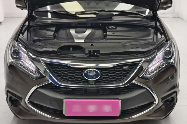 Used BYD Tang New Energy 2017 2.0T Tang 100 Engine Bay