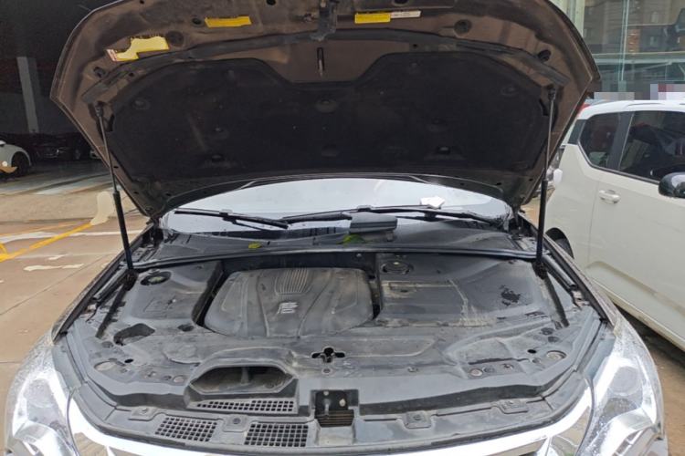 Used BYD Tang New Energy 2017 2.0T All-Wheel Drive Hyatt Model Engine Bay