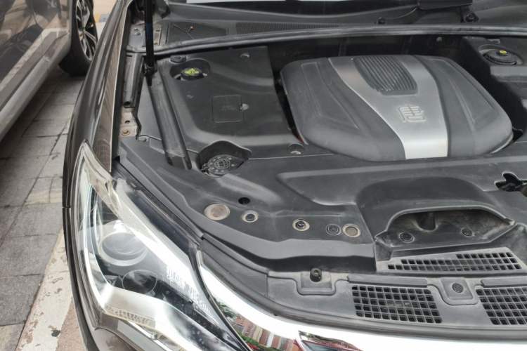 Used BYD Tang New Energy 2017 2.0T All-Wheel Drive Hyatt Model Engine Bay Right