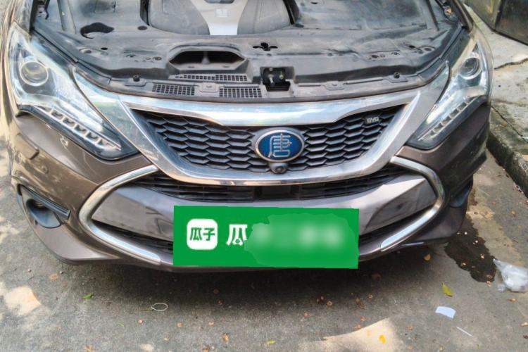 Used BYD Tang New Energy 2017 2.0T All-Wheel Drive Hyatt Model Engine Bay