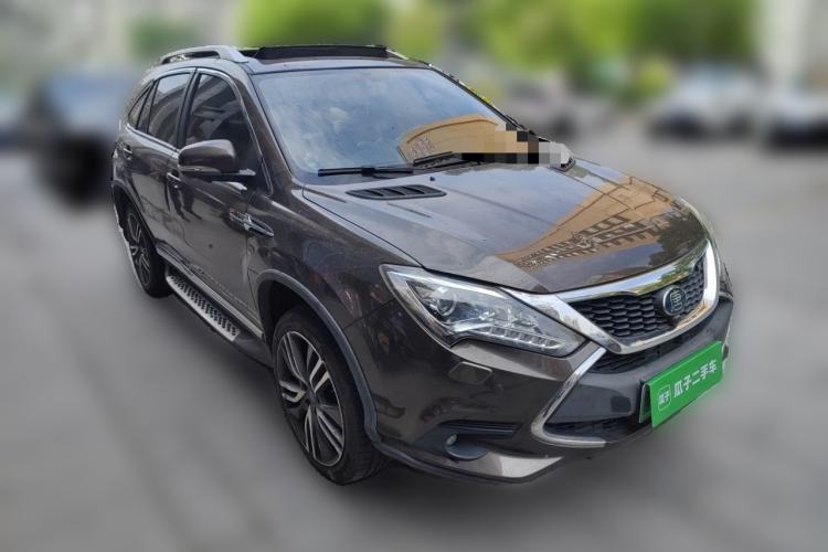 Used BYD Tang New Energy 2017 2.0T All-Wheel Drive Hyatt Model Exterior 2