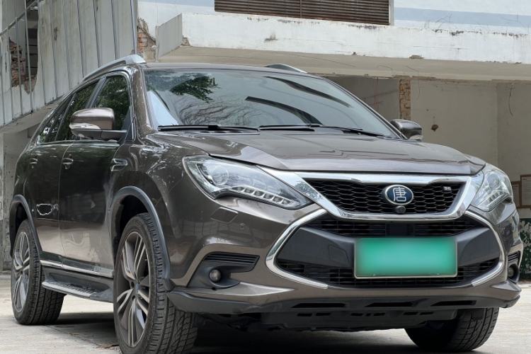 Used BYD Tang New Energy 2017 2.0T All-Wheel Drive Haoya Model 7 Seats Exterior 5