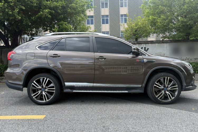 Used BYD Tang New Energy 2017 2.0T All-Wheel Drive Haoya Model 7 Seats Exterior 6