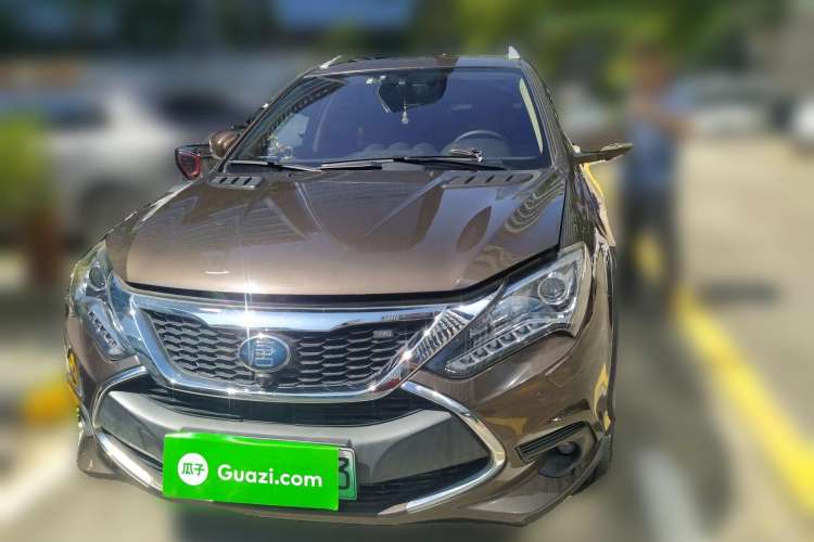 Used BYD Tang New Energy 2017 2.0T All-Wheel Drive Hyatt Model Front