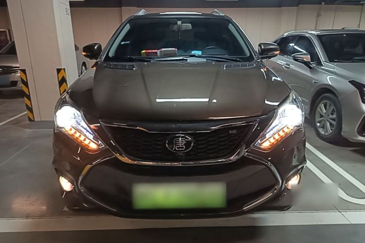 Used BYD Tang New Energy 2017 2.0T All-Wheel Drive Haoya Model 7 Seats Front