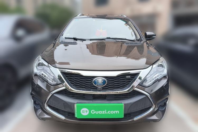 Used BYD Tang New Energy 2017 2.0T All-Wheel Drive Hyatt Model Front