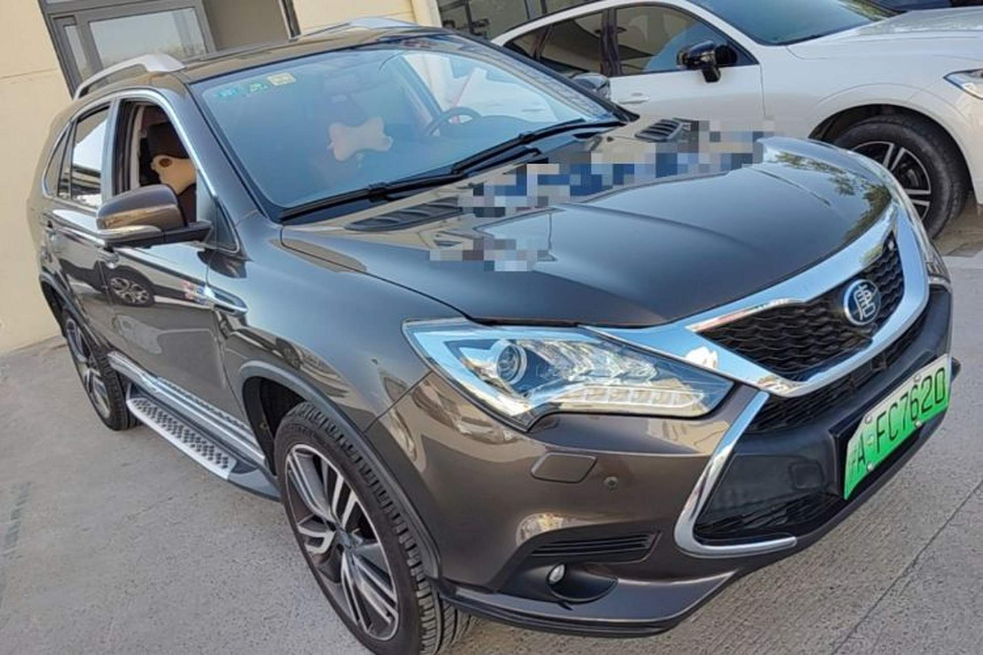 Used BYD Tang New Energy 2017 2.0T Tang 100 Front Right 45 Deg