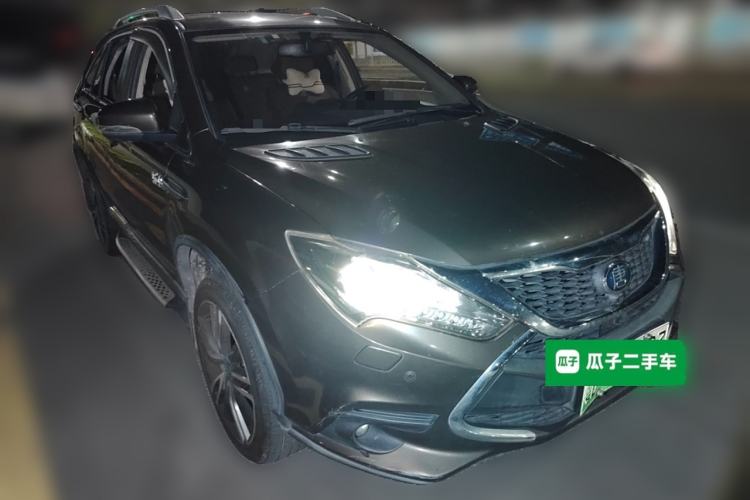 Used BYD Tang New Energy 2017 2.0T All-Wheel Drive Haoya Model 7 Seats Front Right 45 Deg
