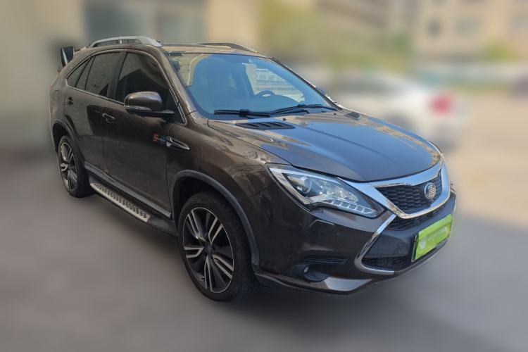 Used BYD Tang New Energy 2017 2.0T Tang 100 Front Right 45 Deg