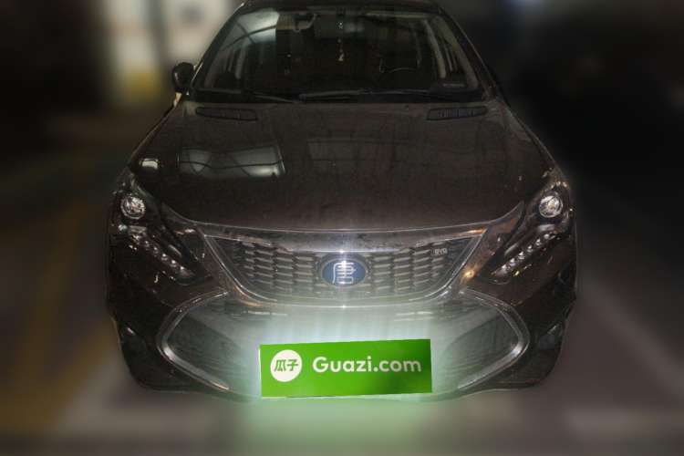 Used BYD Tang New Energy 2017 2.0T All-Wheel Drive Hyatt Model Front