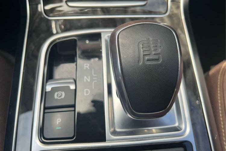 Used BYD Tang New Energy 2017 2.0T Tang 100 Gear Lever