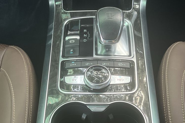 Used BYD Tang New Energy 2017 2.0T Tang 100 Gear Lever