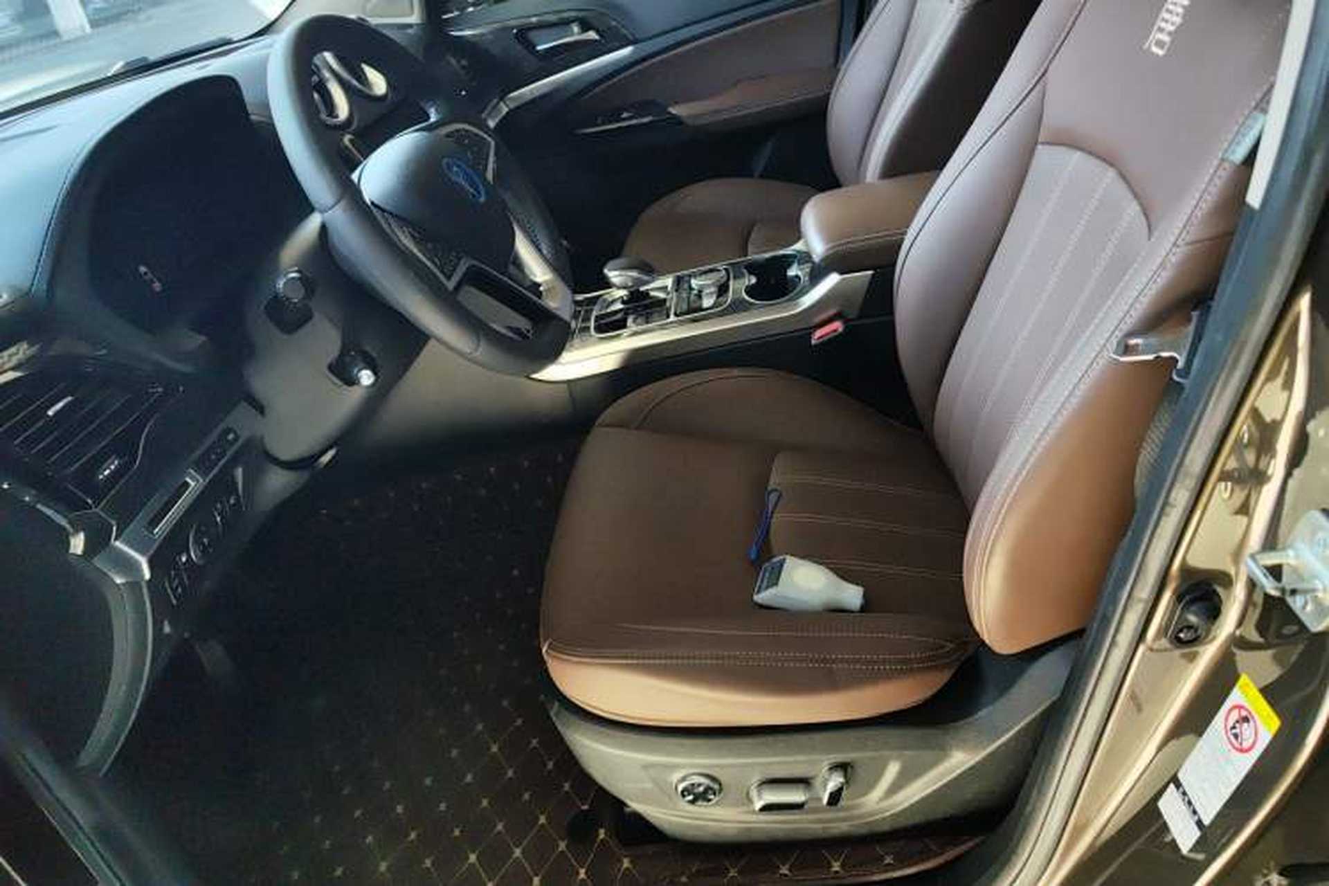 Used BYD Tang New Energy 2017 2.0T All-Wheel Drive Haoya Model 7 Seats Left Front Seat