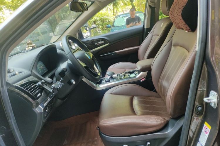 Used BYD Tang New Energy 2017 2.0T Tang 100 Left Front Seat