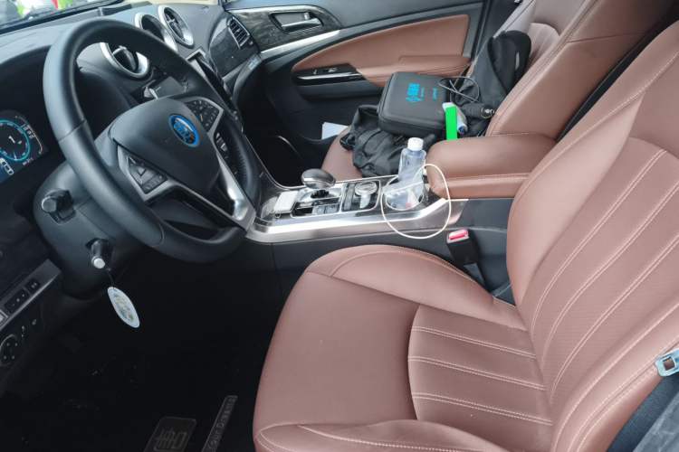 Used BYD Tang New Energy 2017 2.0T All-Wheel Drive Hyatt Model Left Front Seat
