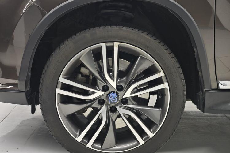 Used BYD Tang New Energy 2017 2.0T Tang 100 Left Front Wheel Hub