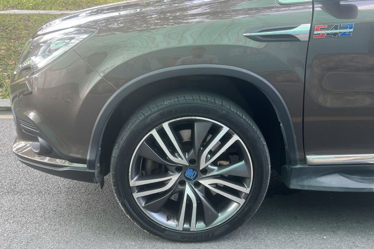 Used BYD Tang New Energy 2017 2.0T Tang 100 Left Front Wheel Hub