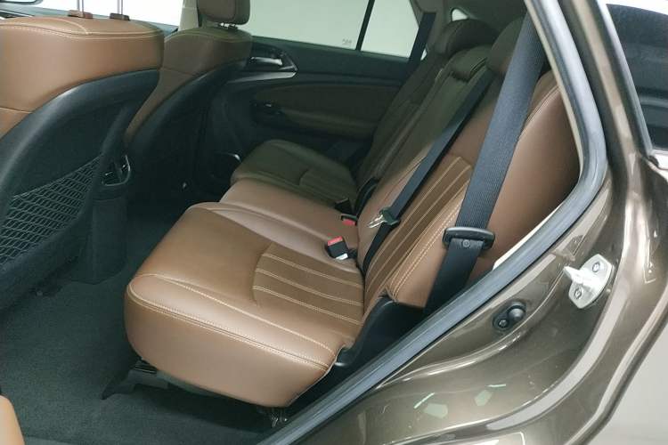 Used BYD Tang New Energy 2017 2.0T Tang 100 Left Rear Seat