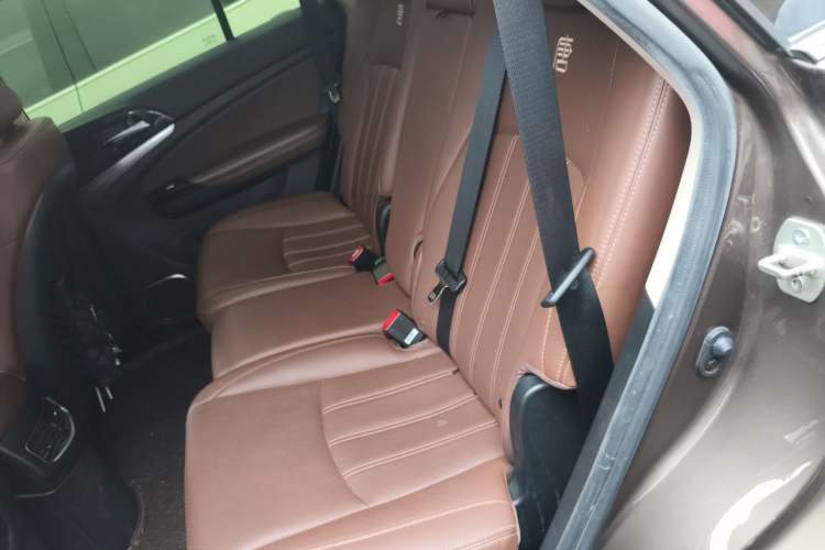 Used BYD Tang New Energy 2017 2.0T All-Wheel Drive Hyatt Model Left Rear Seat
